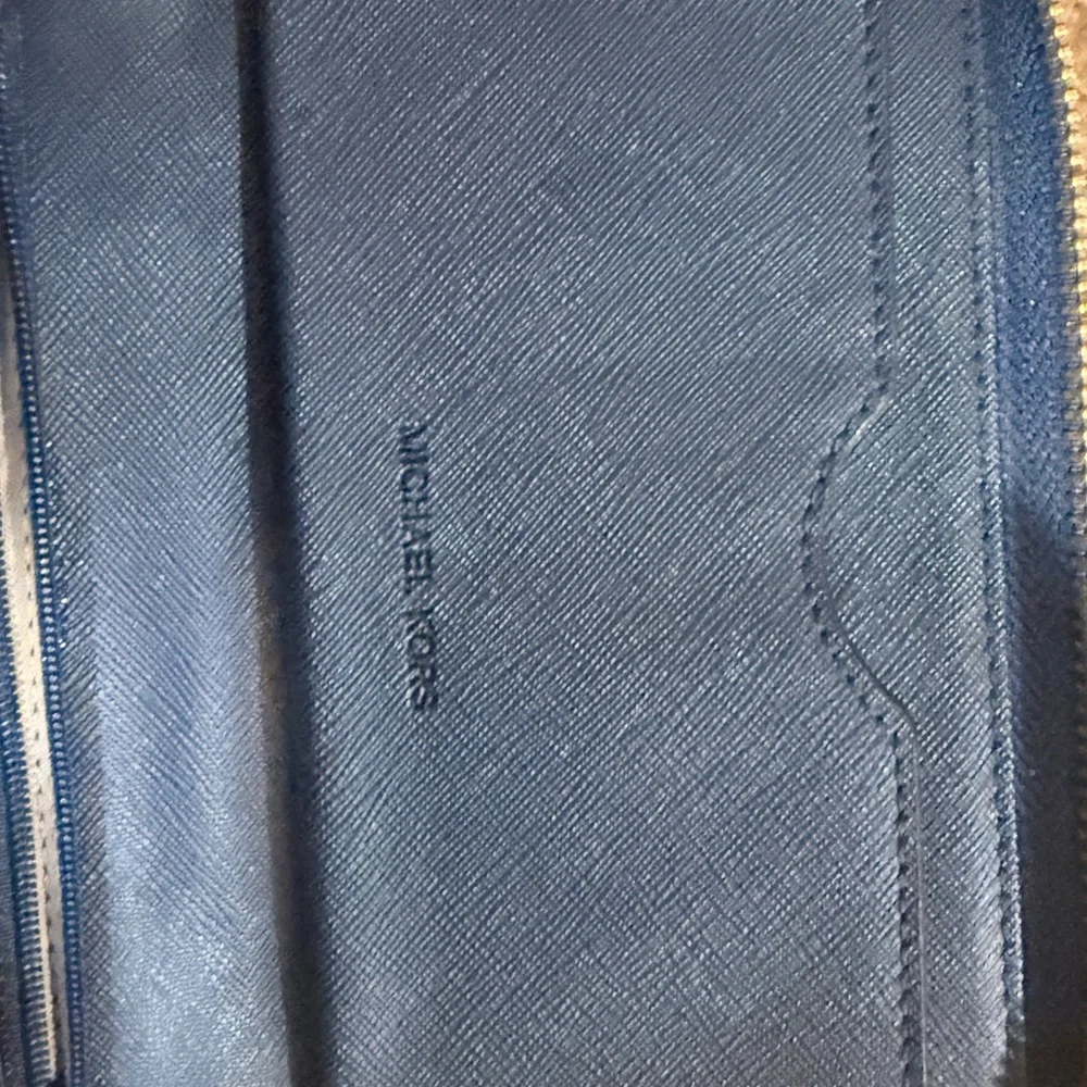 Michael Kors Dark Blue Pebbled Leather Zip Wallet with Gold MK Emblem